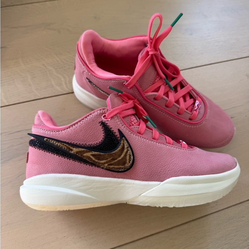 Nike LeBron 20 South Beast size 5